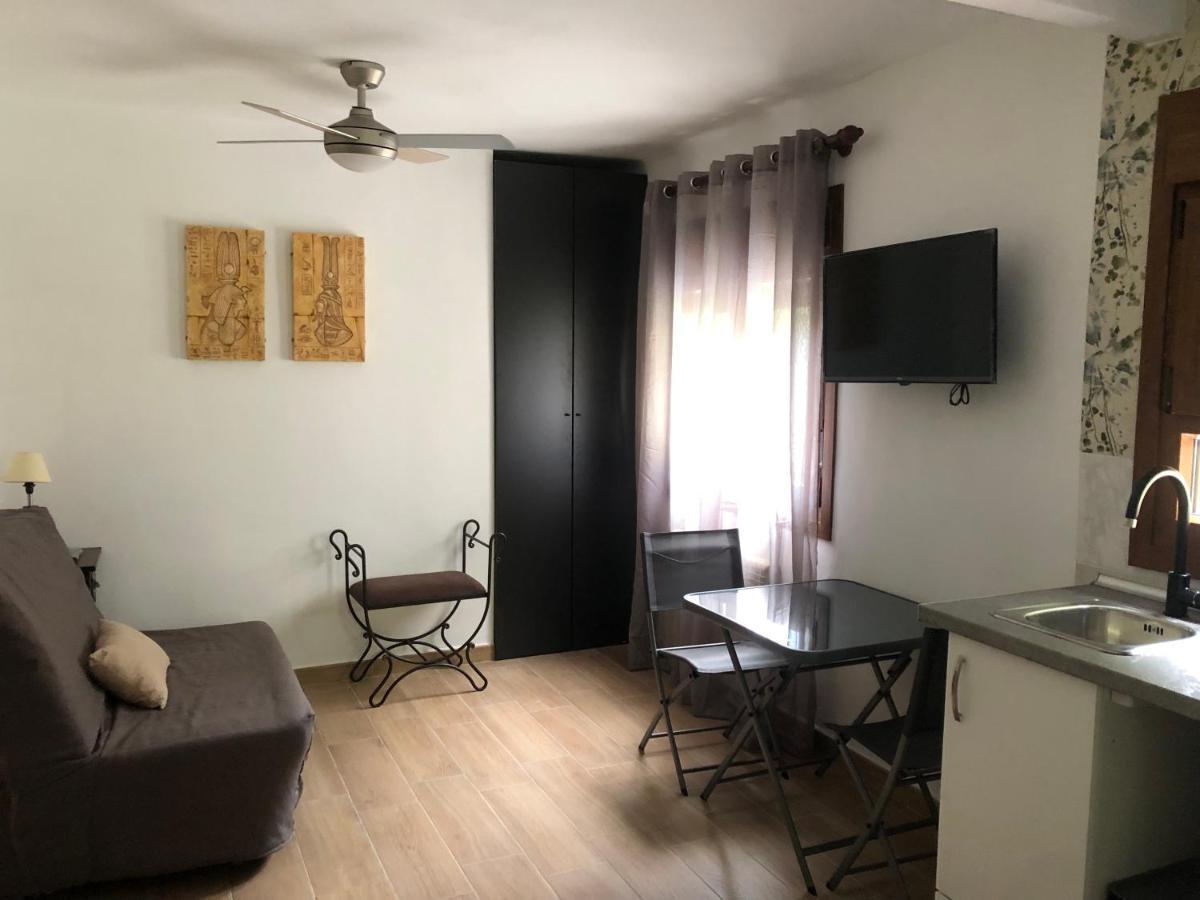 Hostal-Restaurante Fogon De Gredos 기산도 외부 사진
