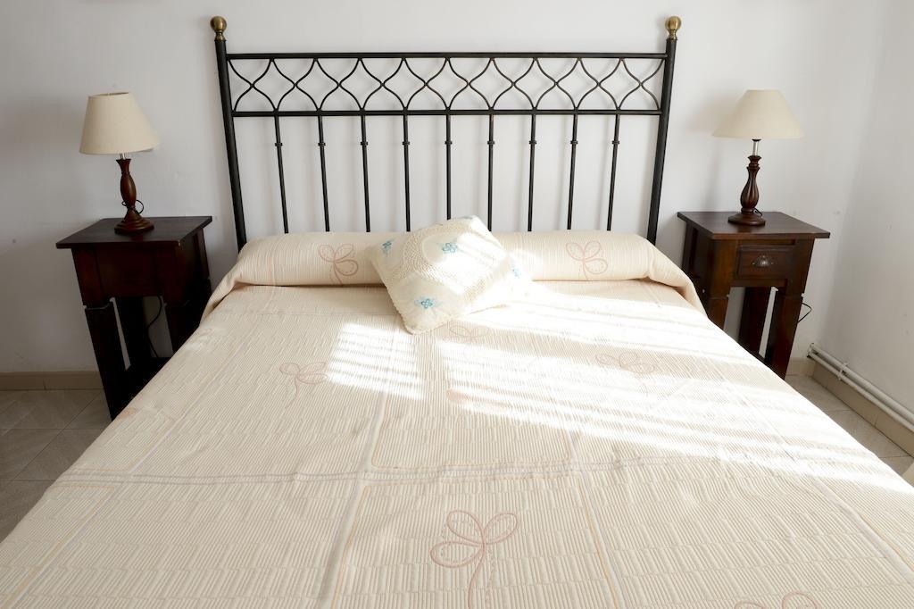 Hostal-Restaurante Fogon De Gredos 기산도 객실 사진