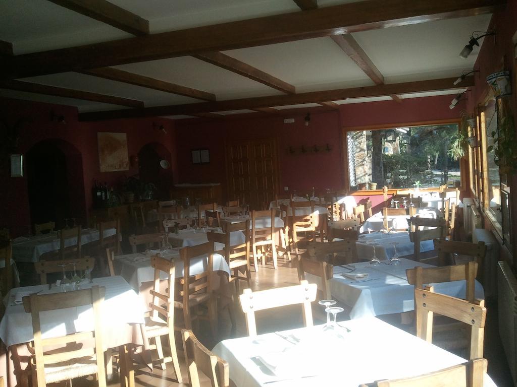 Hostal-Restaurante Fogon De Gredos 기산도 외부 사진
