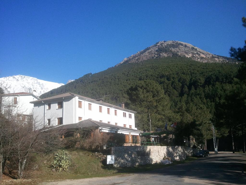 Hostal-Restaurante Fogon De Gredos 기산도 외부 사진