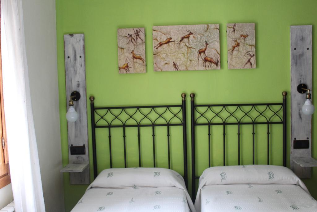 Hostal-Restaurante Fogon De Gredos 기산도 외부 사진