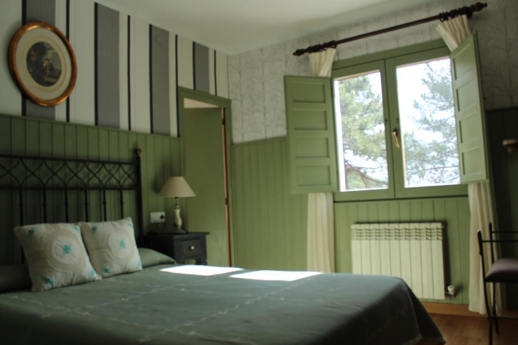 Hostal-Restaurante Fogon De Gredos 기산도 외부 사진